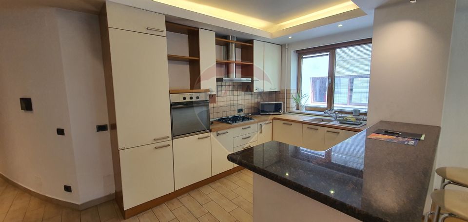 Apartament 3 camere Bd. Aviatorilor, bloc nou, loc parcare