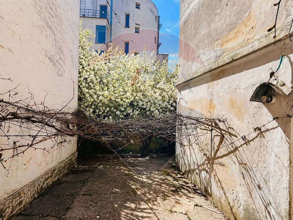 VILA ULTRACENTRALA IDEAL  INVESTITIE