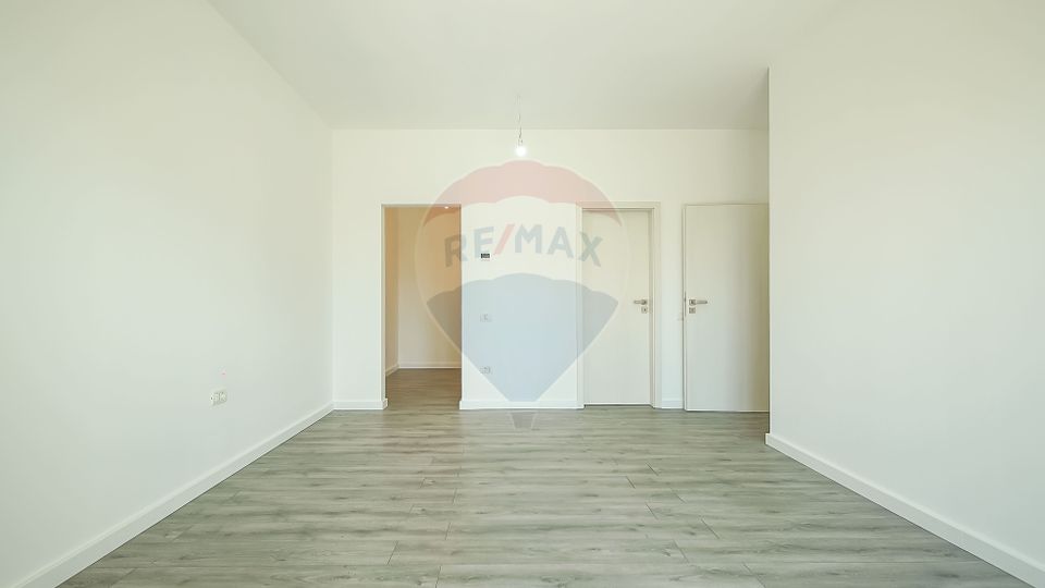 Casă  cu 5 camere de vânzare, Hălchiu