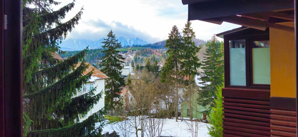 Oportunitate în Inima Naturii: Apartament cu 3 Camere în Predeal