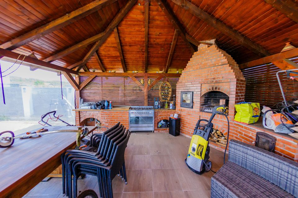 PROPRIETATE DEOSEBITA - Busag