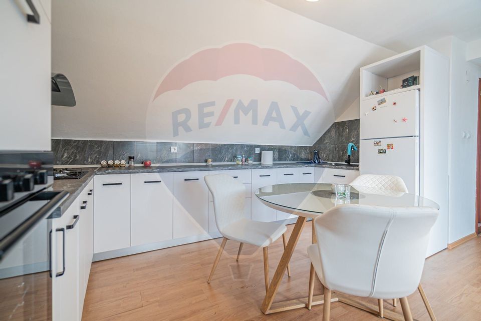 8 room House / Villa for sale, Central area