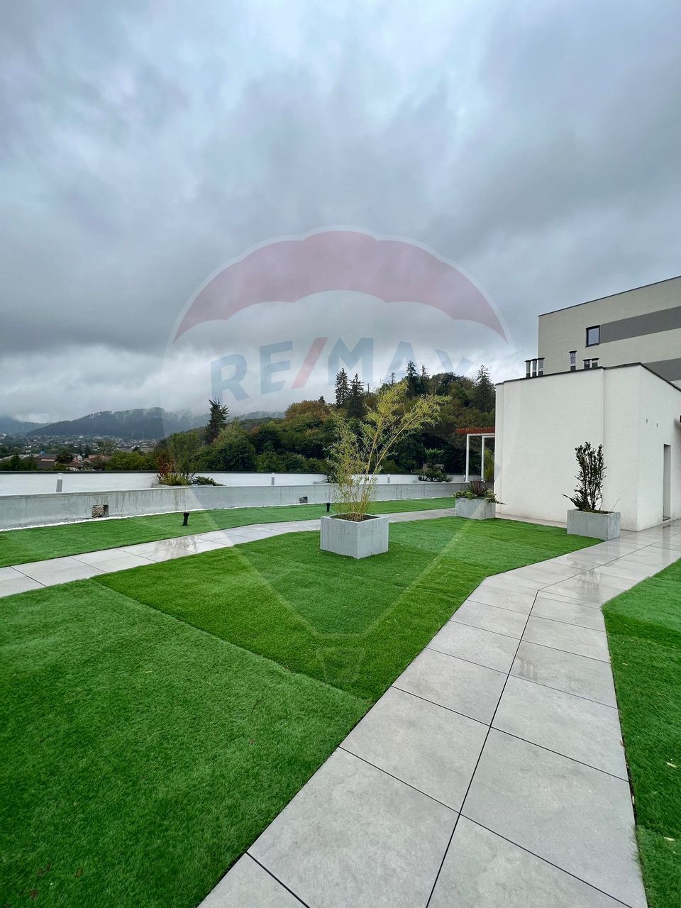 Apartament nou, prima utilizare - 2 Camere + Parcare