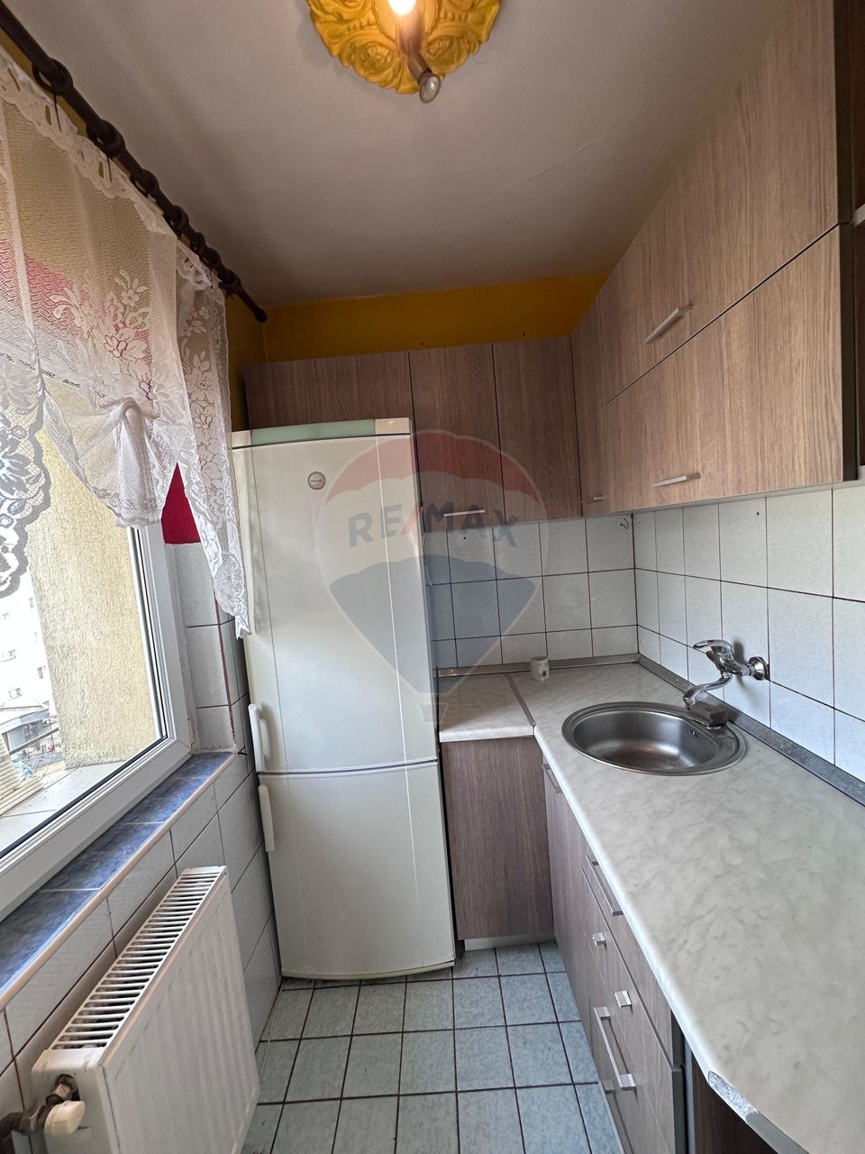 Garsoniera  - strada Luminisului