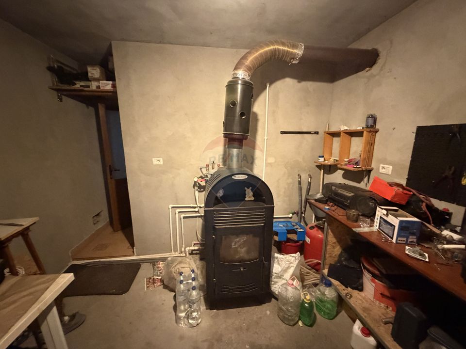 Casă / Vilă cu 4 camere Vanatori