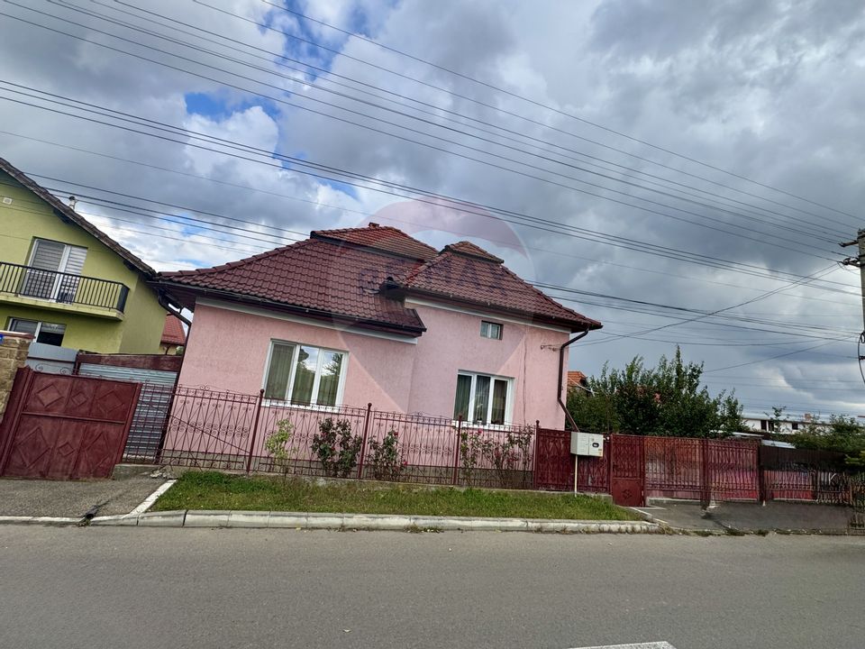 Casă cu potențial, în inima Turzii – Micro 1, Str. Primăverii