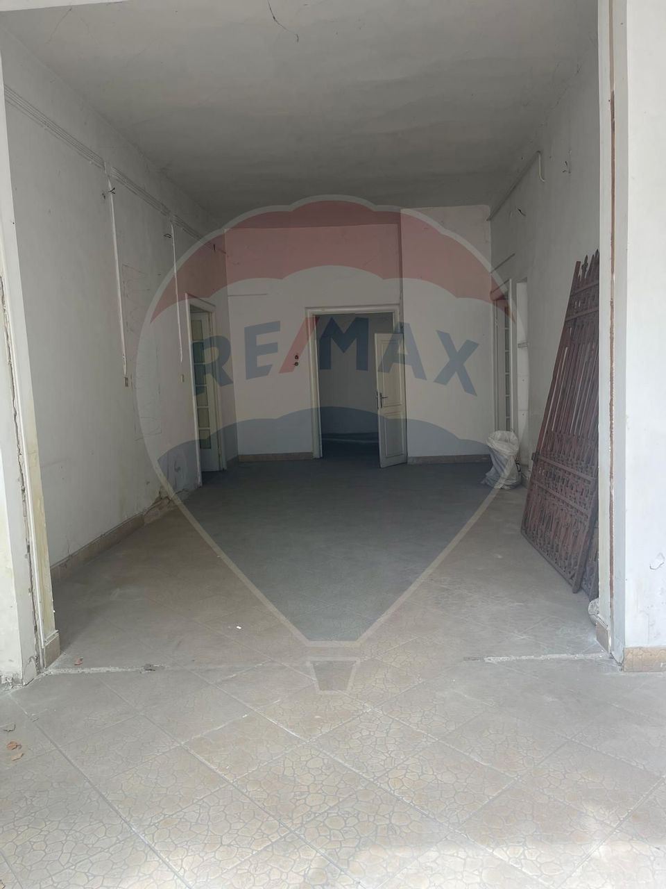 Casă de vânzare în centrul Galațiului – istorie și potențial real