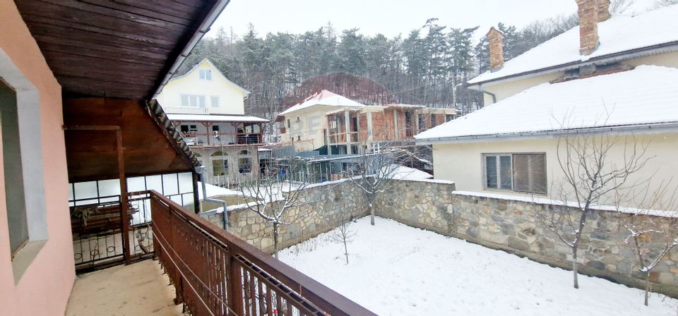 6 room House / Villa for sale, Central area