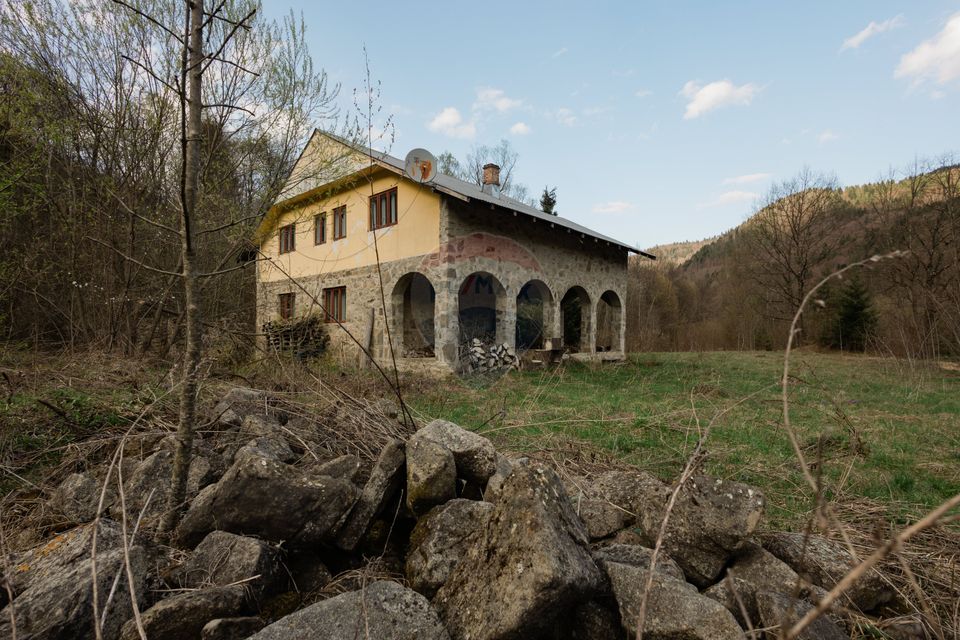 Land 30,283sqm Cazaci / Strada Principala DC 135