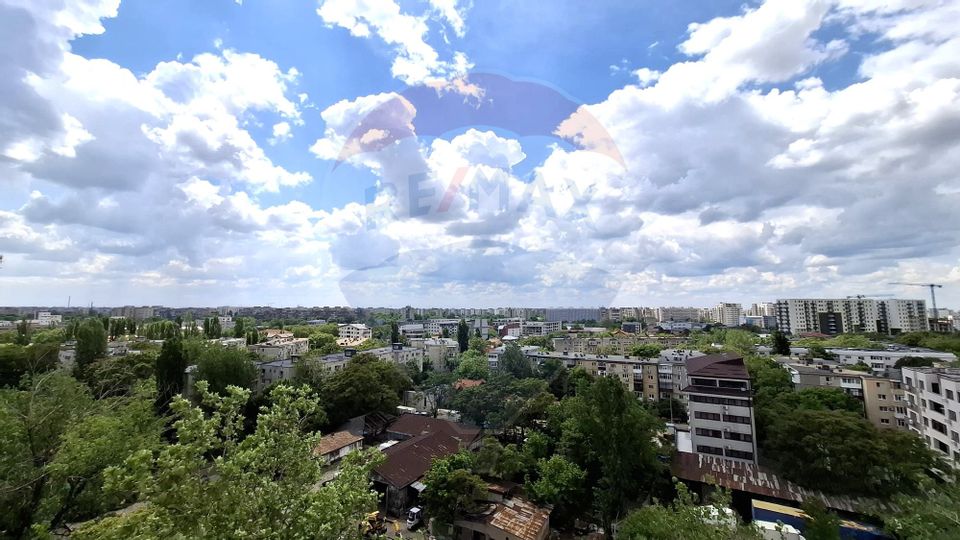 2 room detached apartment, block 1980, Gorjului Metro