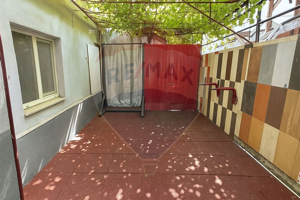 Casă în zona Tineretului