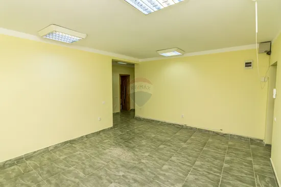 Apartament cu 3 camere + parcare, str. Eroilor/Florești/ COMISION 0% 4