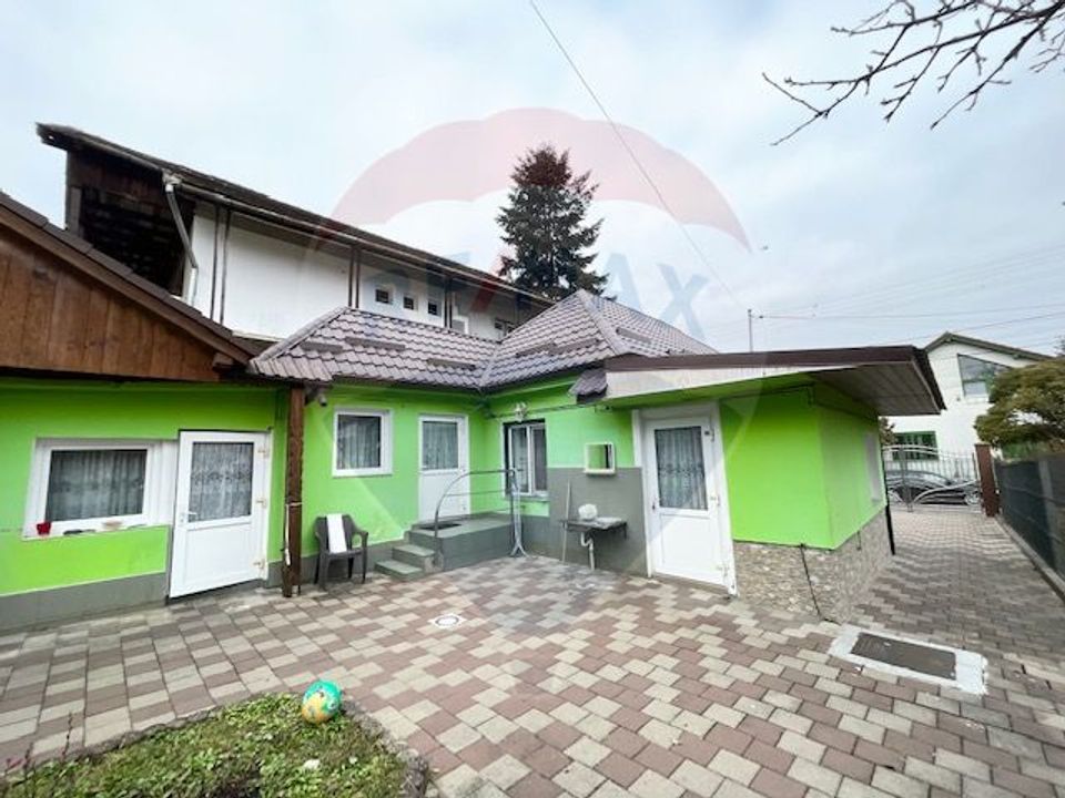 8 room House / Villa for sale, Central area