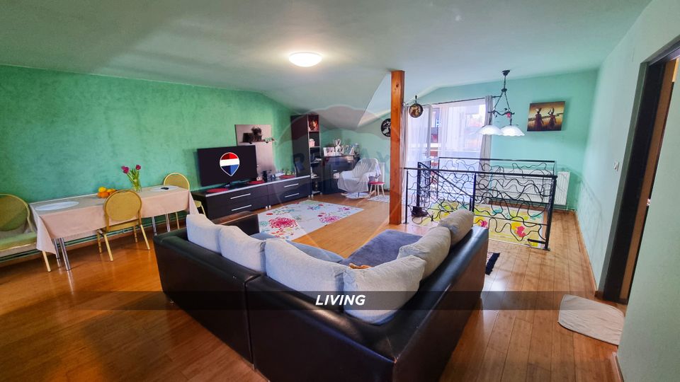 Casă / Vilă cu 5 camere de vânzare în zona Orasul Vechi