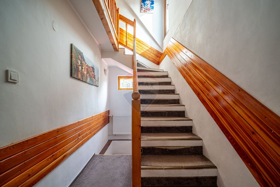 Apartament Busteni – Etaj Integral Vilă – 4 Camere