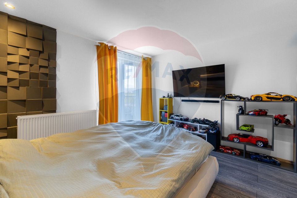 Casă / Vilă cu 4 camere de vânzare în zona Central