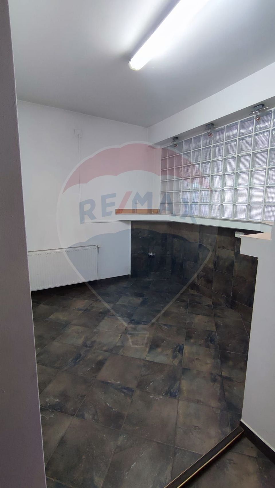 150sq.m Commercial Space for rent, Nord area