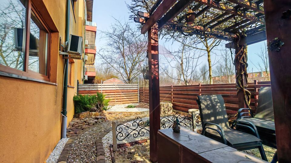 Apartament de inchiriat cu 2 camere si curte I Otopeni