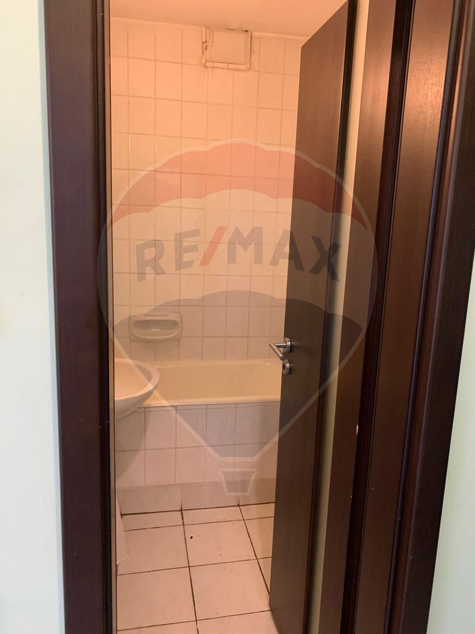 Rental of fully equipped dental office Dristor