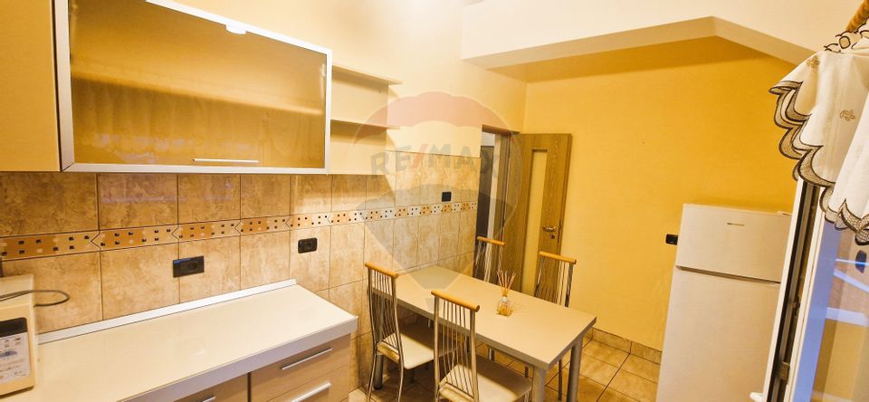 Apartament 2 camere de închiriat în zona Micalaca