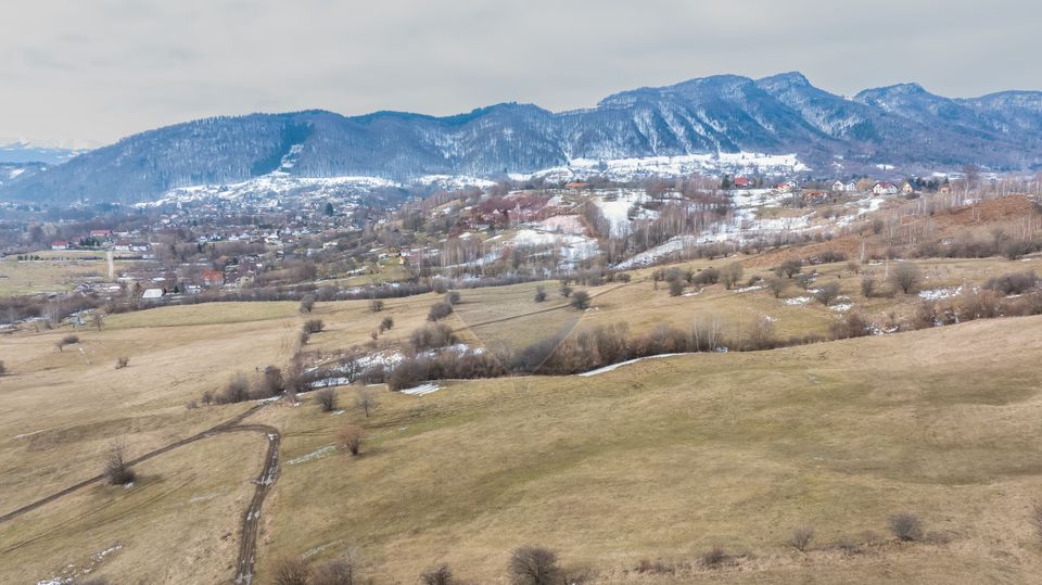 Land 5,602sqm Tohanu Nou / Strada Pe tarina