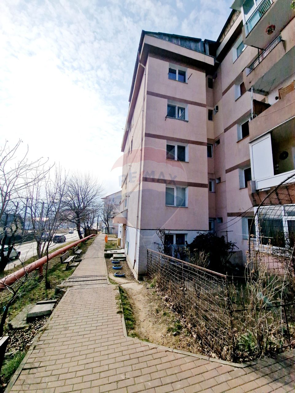 Apartament cu 1 camere de vânzare în zona 1 Mai