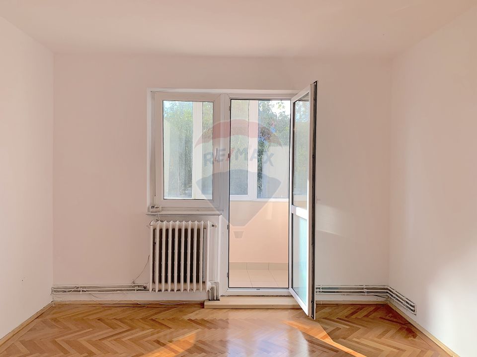 3 room Apartment for sale, Centrul Civic area