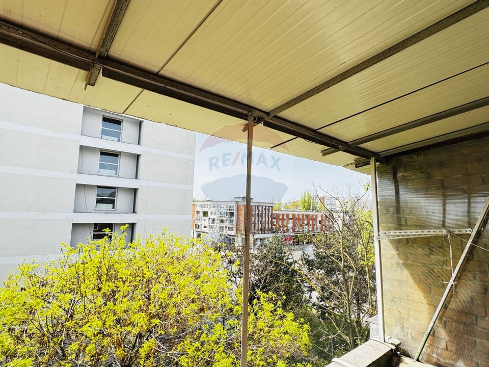 4 room Apartment for sale, Central area