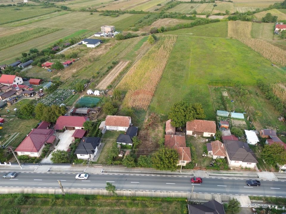 Casă de vânzare in Hideaga la drumul National