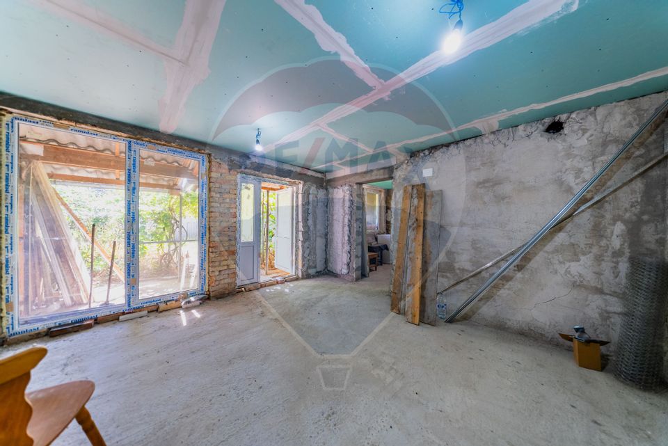 Casă+teren 2880 mp de vanzare in Tipar la 12 km de Chisineu Cris