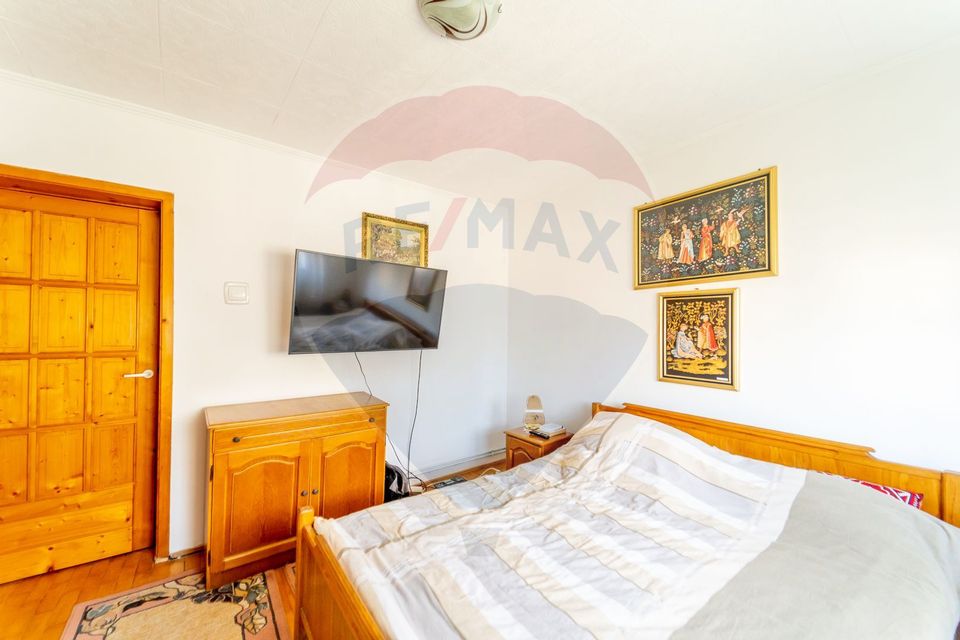 Apartament cu 3 camere in zona Grădiște