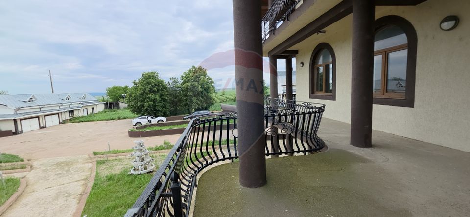 De vânzare proprietate unicat în Sascut - Bacău