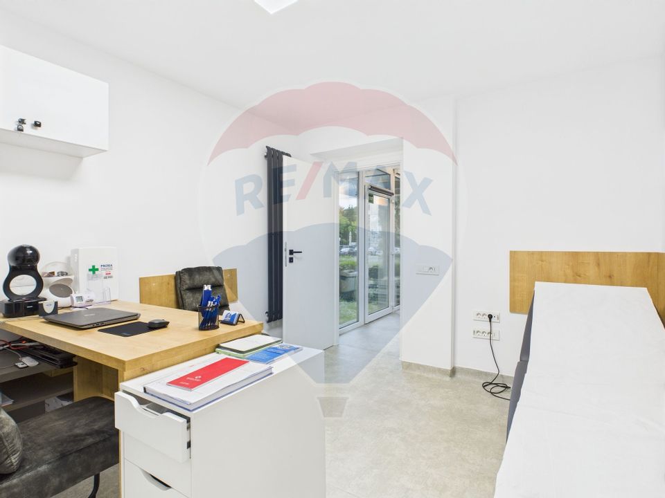 72sq.m Commercial Space for sale, Centrul Civic area