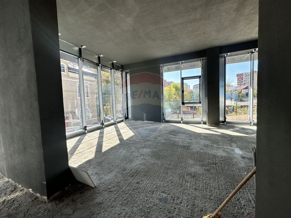 250sq.m Commercial Space for rent, Alba Iulia area