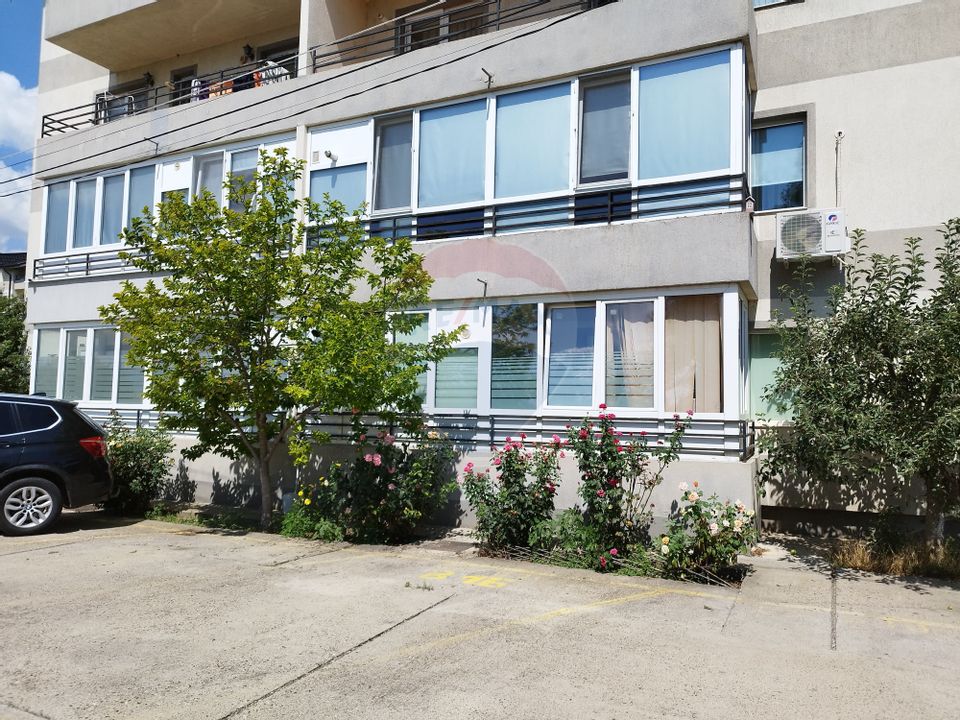 Apartament Decomandat cu 3 Camere de Vânzare în Colina Magurii