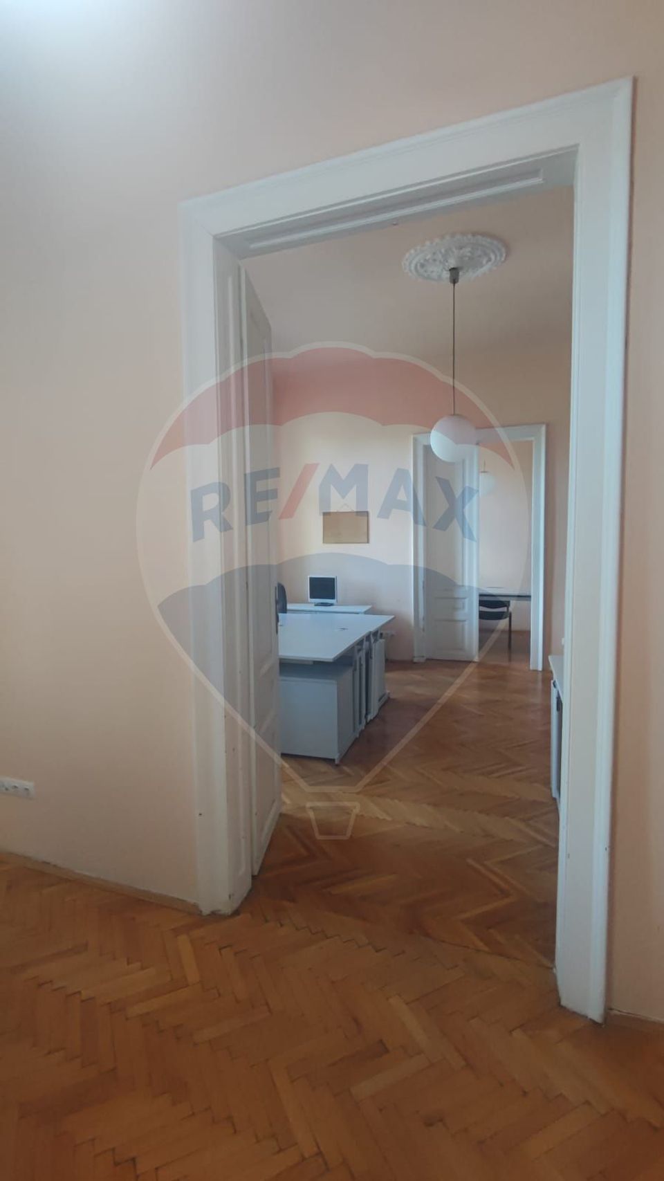 Spațiu birouri flexibil 130 mp de inchiriat zona Podul Intelectualilor