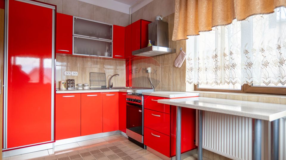 5 room House / Villa for sale