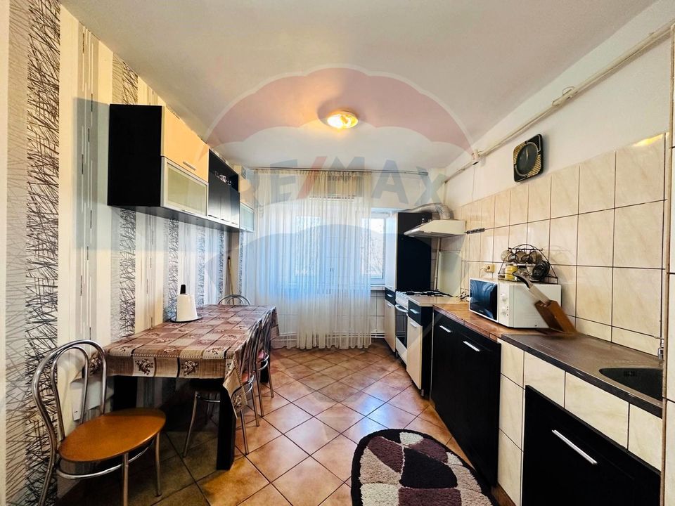 Apartament 3 Camere, 2 Bai de Inchiriat, 110 mp, terasa 33mp - Slatina