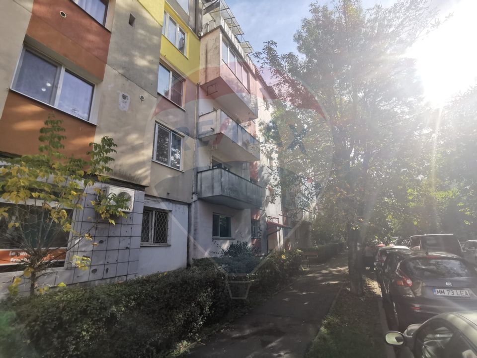 Apartament cu 3 camere de închiriat în zona Garii