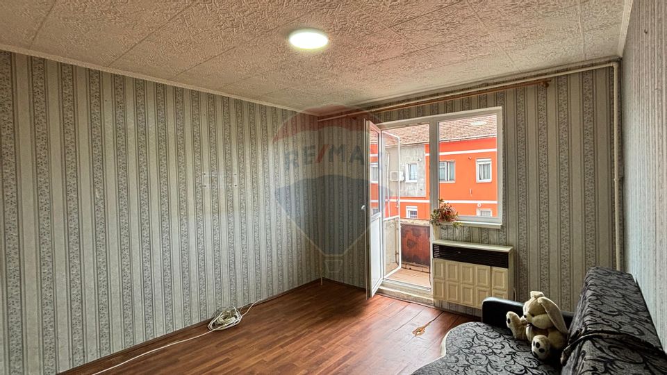 Apartament cu 2 camere, zona Vitrometan (Rubinului)