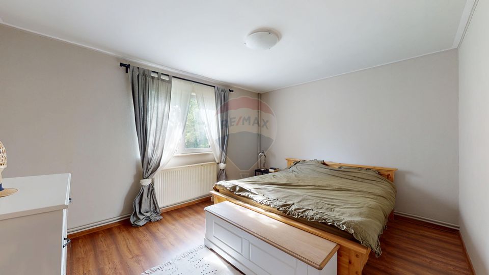 5 room House / Villa for sale