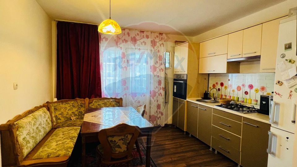 Apartament de vânzare cu 2 dormitoare