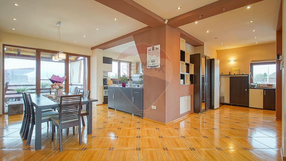 5 room House / Villa for sale, Stupini area