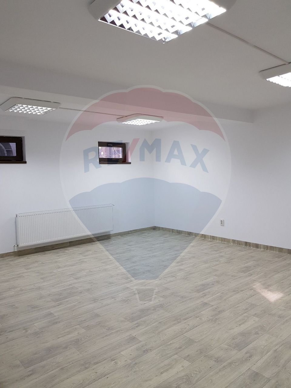 Spațiu de birouri / apartament de 82mp ,  Buna-Ziua , str.Fagului