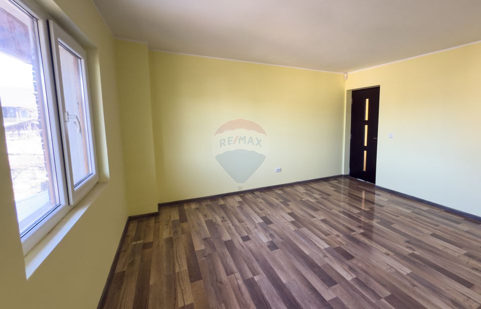 8 room House / Villa for sale, Central area