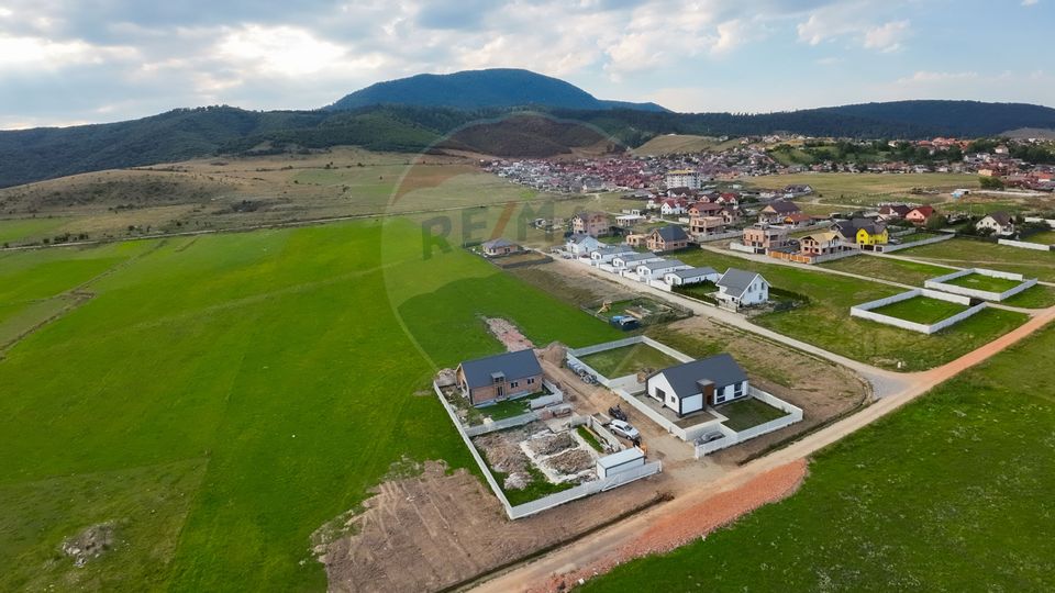 Land 400sqm Codlea / Strada Uranus