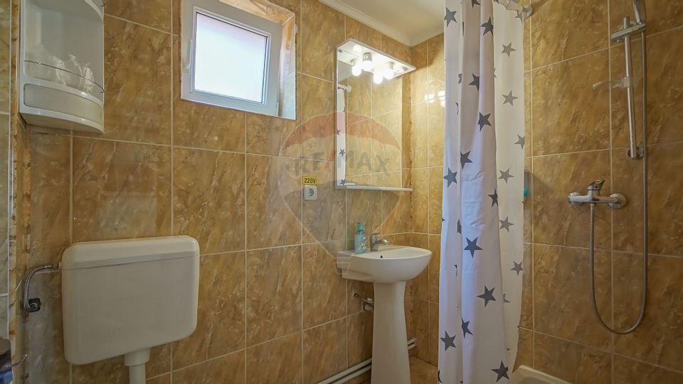 Casă / Vilă de vânzare în Râșnov, afacere-Pensiune clasificată