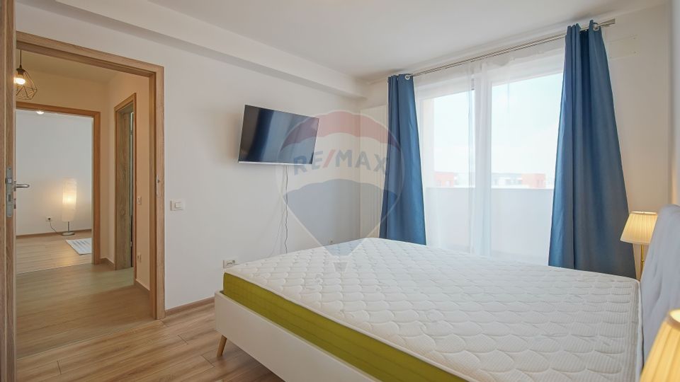 2 room Apartment for rent, Tractorul area