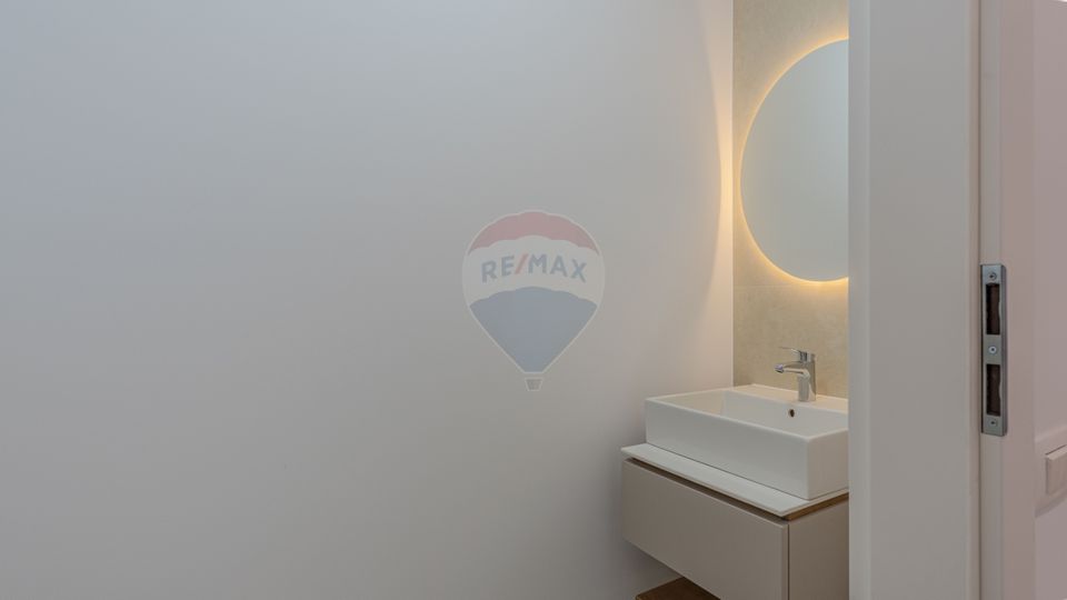 Clinica medicala-9 cabinete- URBAN PLAZA - bloc 15 parter!