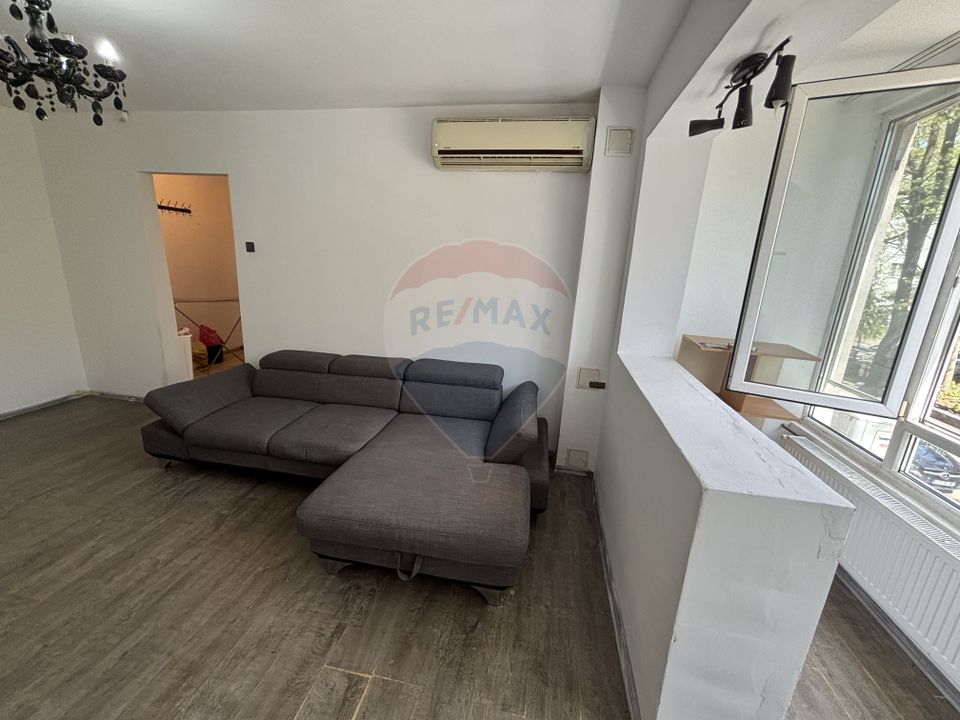 Apartament cu 2 camere de vânzare în zona Drumul Taberei